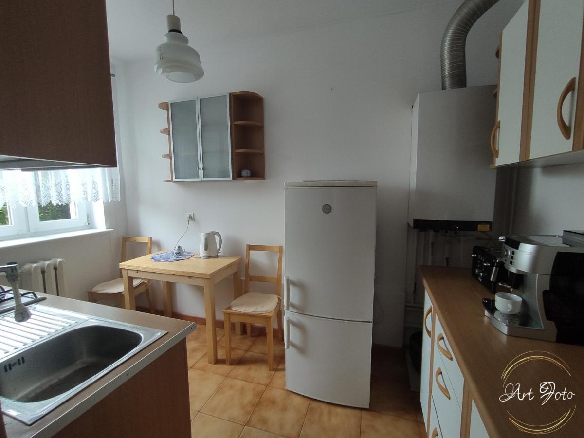 Apartament - 3 Pokojowe Dwupoziomowe Mieszkanie Z Ogrodem Krokowa Kültér fotó